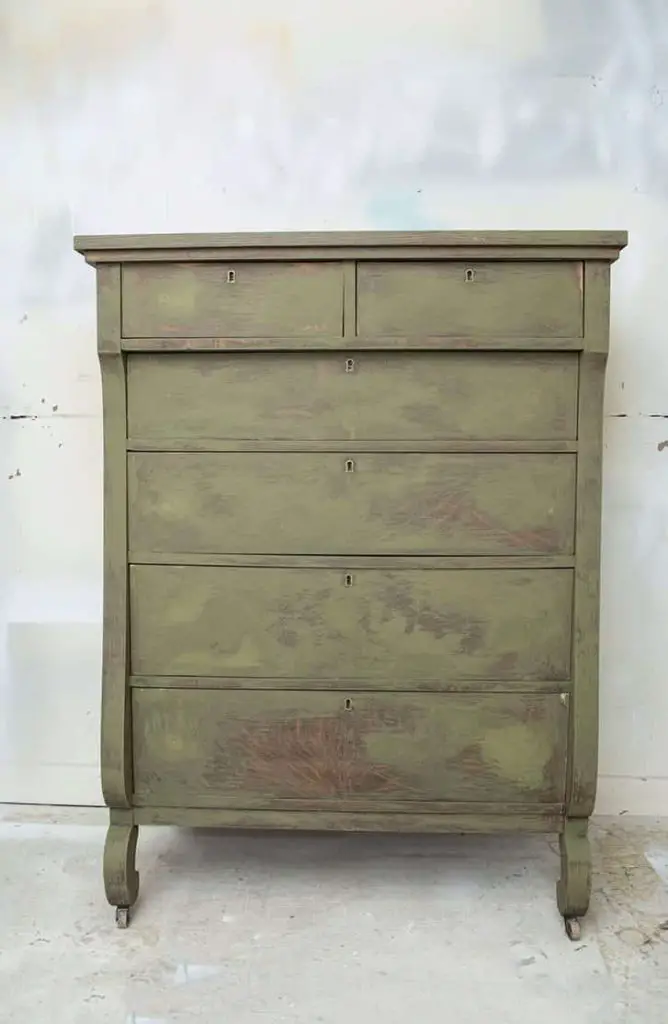 Annie Sloans painted chest of drawers by salvagedinspirations