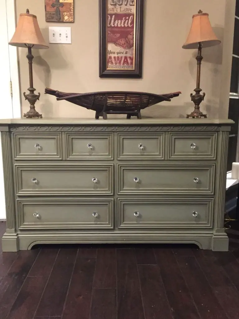Painted bedroom vintage dresser decor ideas Annie Sloan Chateau Grey by Second Chances By Misty
