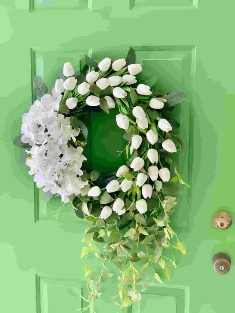 DIY White Tulip Wreath