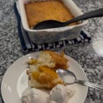 3-ingredient cake with peaches